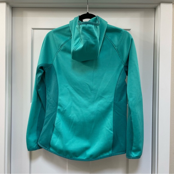 The North Face, two-toned teal with yellow accent, lightweight fleece hoodie, M - Picture 2 of 8